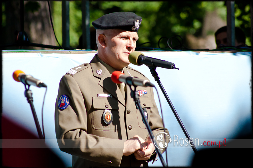 Uroczyste odsłonięcie Pomnika gen. Leopolda Okulickiego